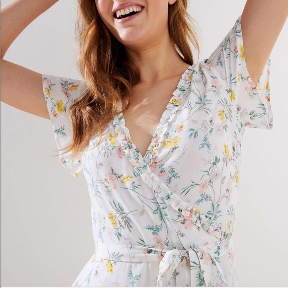 NWT LOFT Tossed Garden Floral Ruffle Wrap Dress 6 - Picture 3 of 9